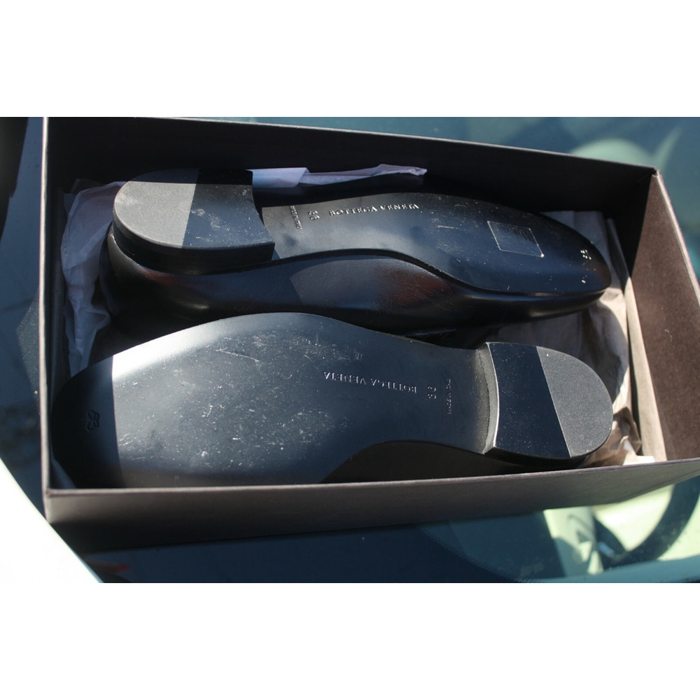 Bottega Veneta Women's Black Intrecciato Leather Penny Loafers - Size 36 - Picture 5 of 12